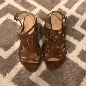 CL by Laundry Brown heeled sandals